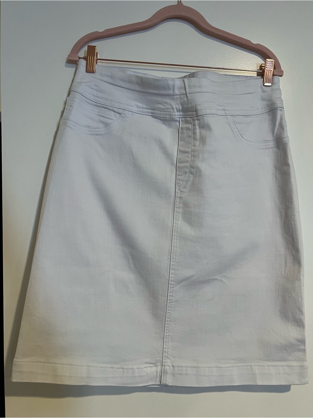 The Main Street Exchange Classic White Women's Denim Skirt
